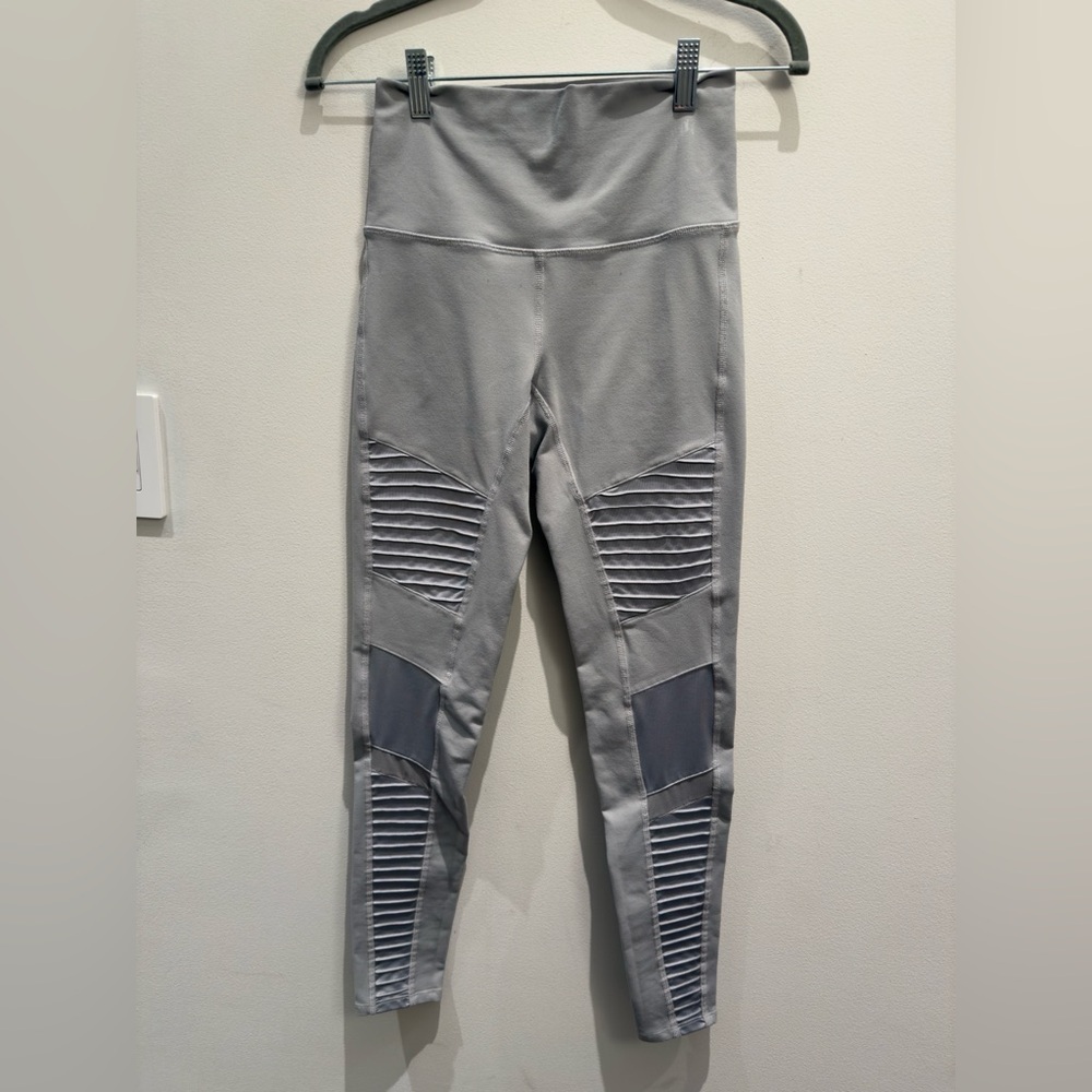Alo Yoga Light Gray High Waist Motto Leggings Size Small